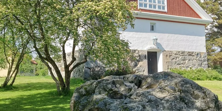 Kangasala Local History Museum and orbicular granite