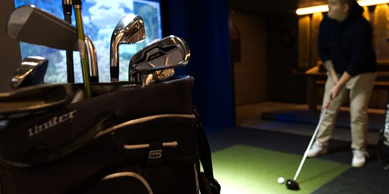 Entertainment center: The sports in the simulator are: golf, ice hockey, soccer, fantasy football, rugby and cricket.  The lounge also has Billiards and Darts.