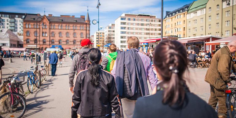 Ryhmä torilla