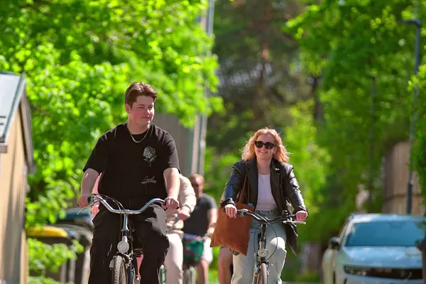 Tampereen maisemapyöräretki saunalla ja paikallisilla makuelämyksillä