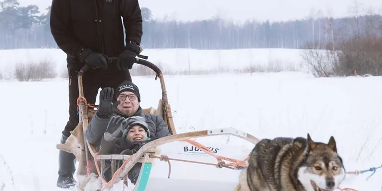 Huskypiknik sledge ride.