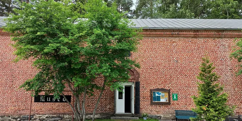 Hämeenkyrön kotisetumuseo kuvattuna kesällä 2024