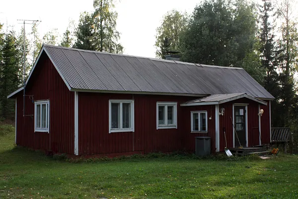 Sahan mökki, Aineslahden matkailutila