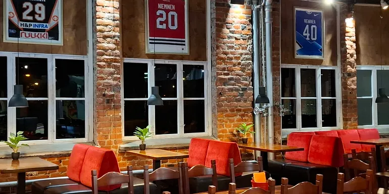 Ravintola sisältä