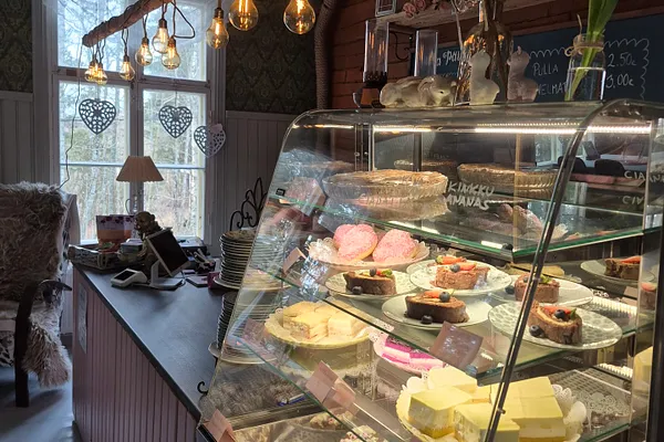 Kahvila alpakkatilalla