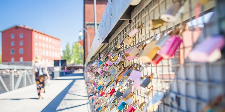 Patosilta bridge with love locks.