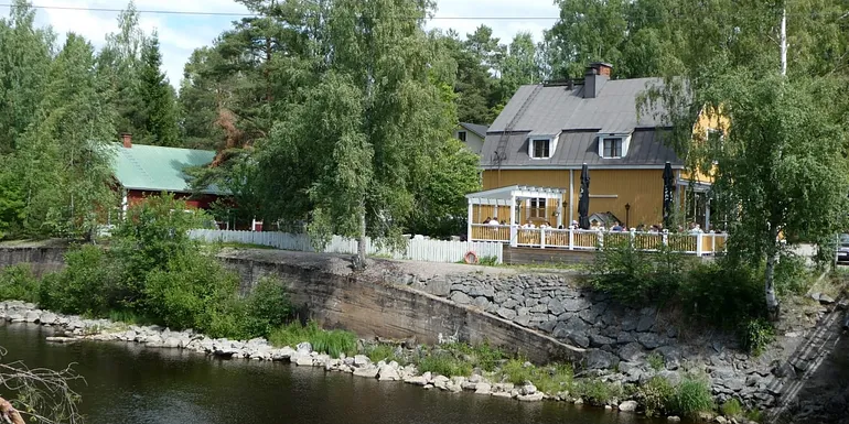 Koskibaari