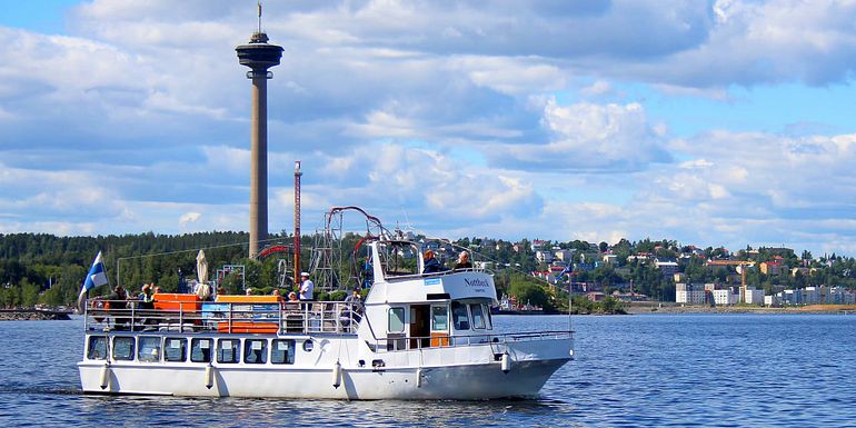 Miniristeilyaluksena joko M/S Nottbeck tai M/S Intti