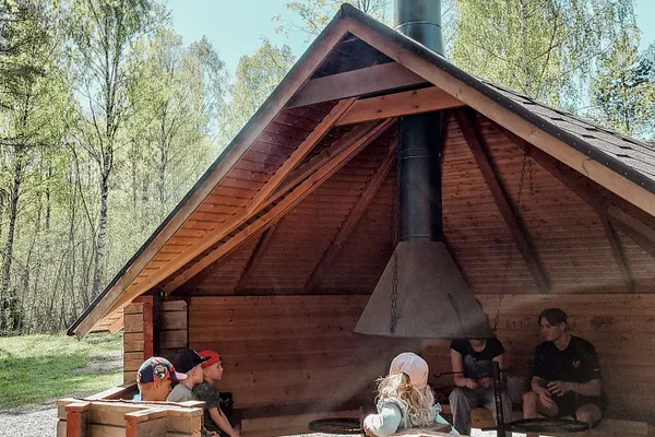 Pikku-Ahvenisto Campfire Site