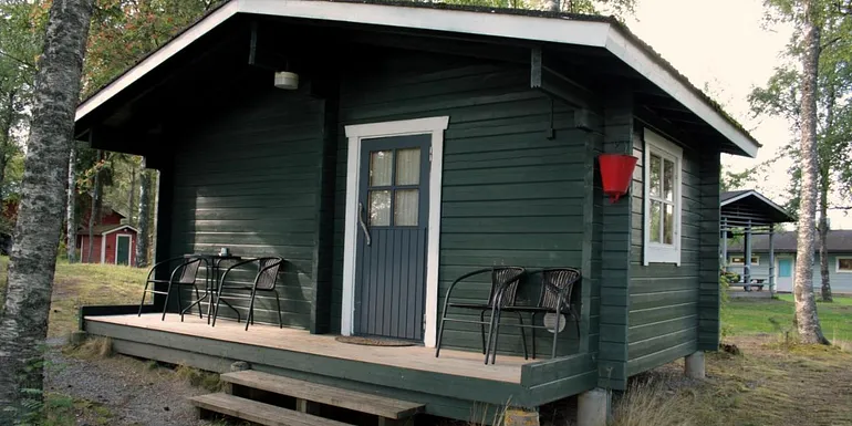 4 person summer cottage near the lake