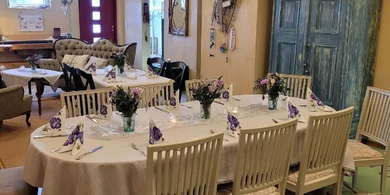 The Yellow Cellar Hall is ready for the party.