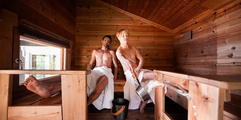 Tahlo Underhill sauna inside
