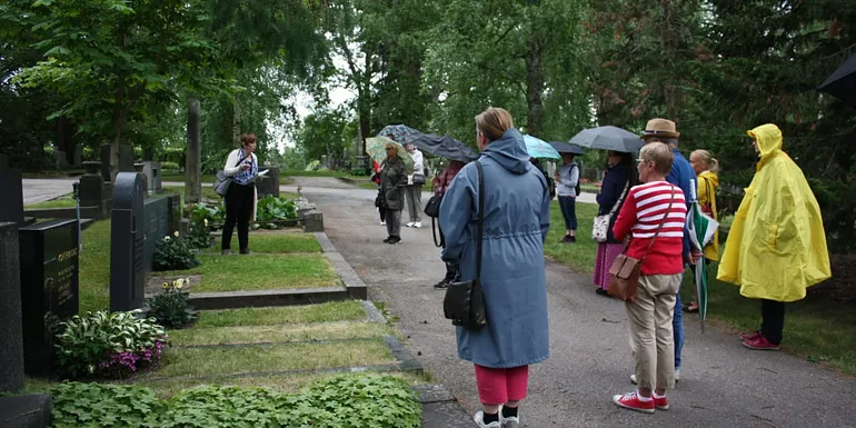 Opastettu kävelykierros Tampereella