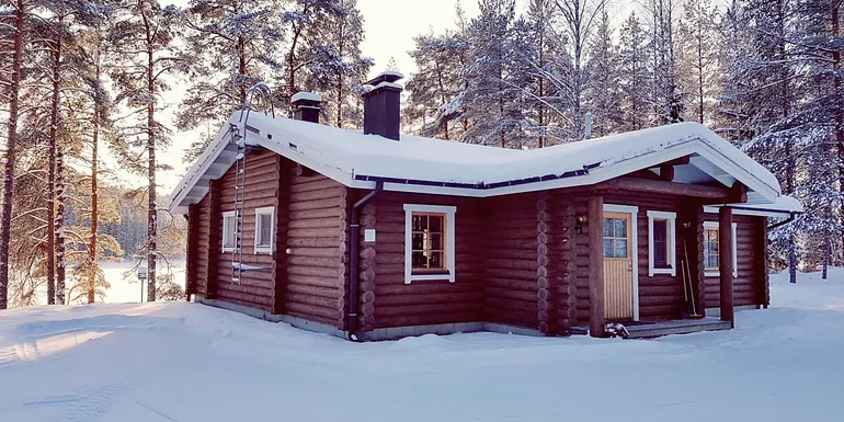Loma-Pälsiä mökki/ Loma-Pälsilä cottage