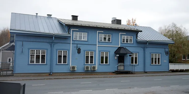 Liekoranta building, an old blue wooden house