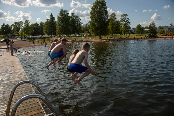 Räikän puistoalue ja ranta