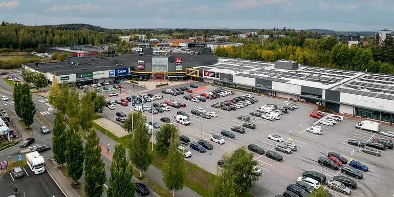 Kauppakeskuksen ilmakuva