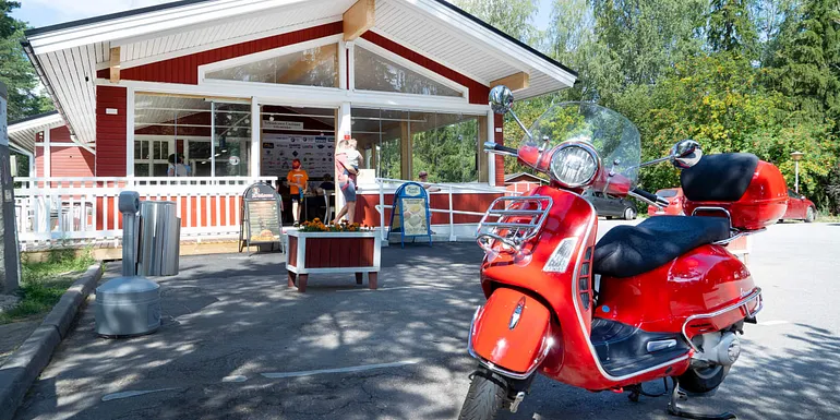 Vehoniemi Automobile Museum from outside